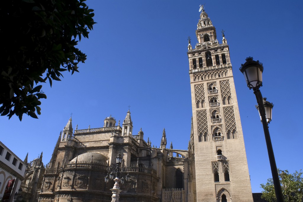 Cathedral and Giralda iStock_000004627815Medium